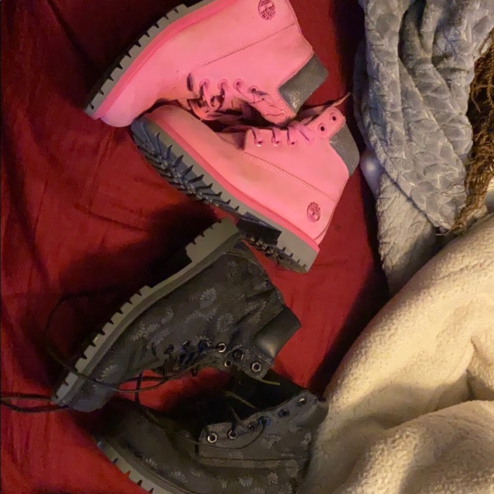 Size 4 Timberland girls boots pink and grey boots
